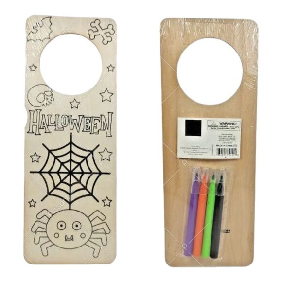 Halloween DIY Wooden Hanging Holiday Event Door Craft Kit Spider Bat Skull Web - Picture 1 of 8